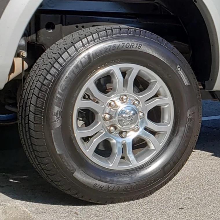 Dura-Dressing Tire Shine Kit ColorLugs Dura-Dressing Tire Shine Kit ColorLugs